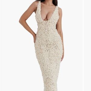 HOUSE OF CB- Carena Cream plunge floral appliqué maxi dress
